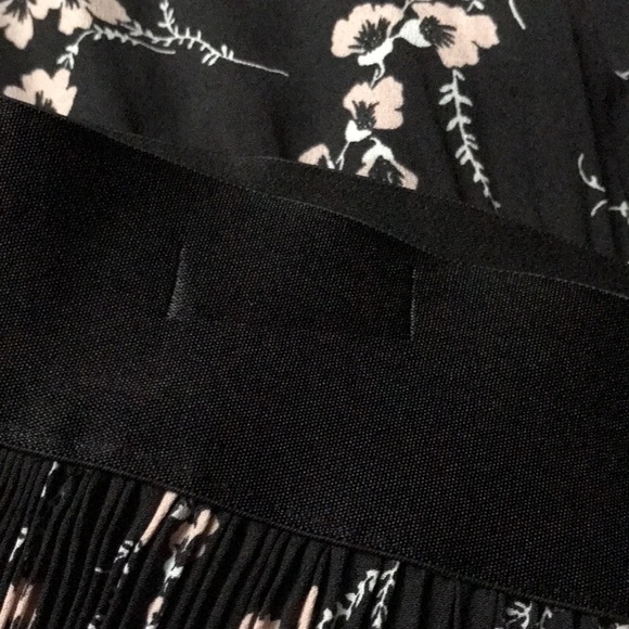 Le Gali Black Pink Floral Pleated Midi Skirt Lace Hem Pull-On Size M - Picture 15 of 16